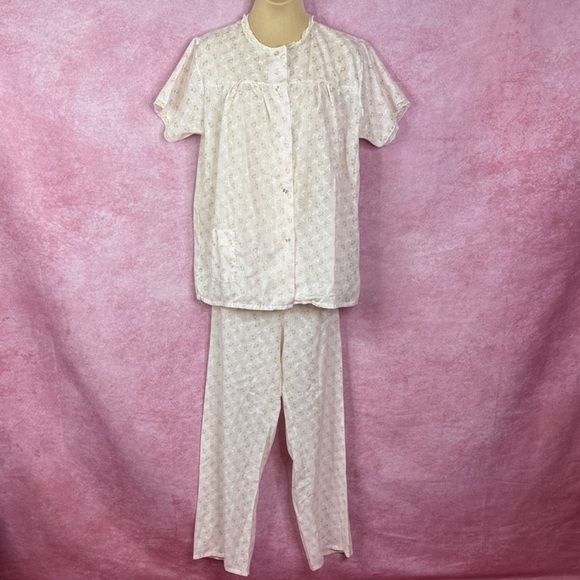 160. Vintage Floral Pajama Set Pink White Lace Trim Size M/L - Picture 1 of 10